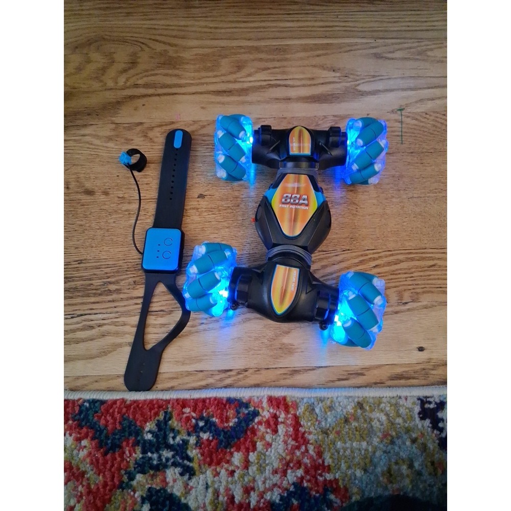 Gesture Sensing RC Stunt Car 360° Flips Rotating